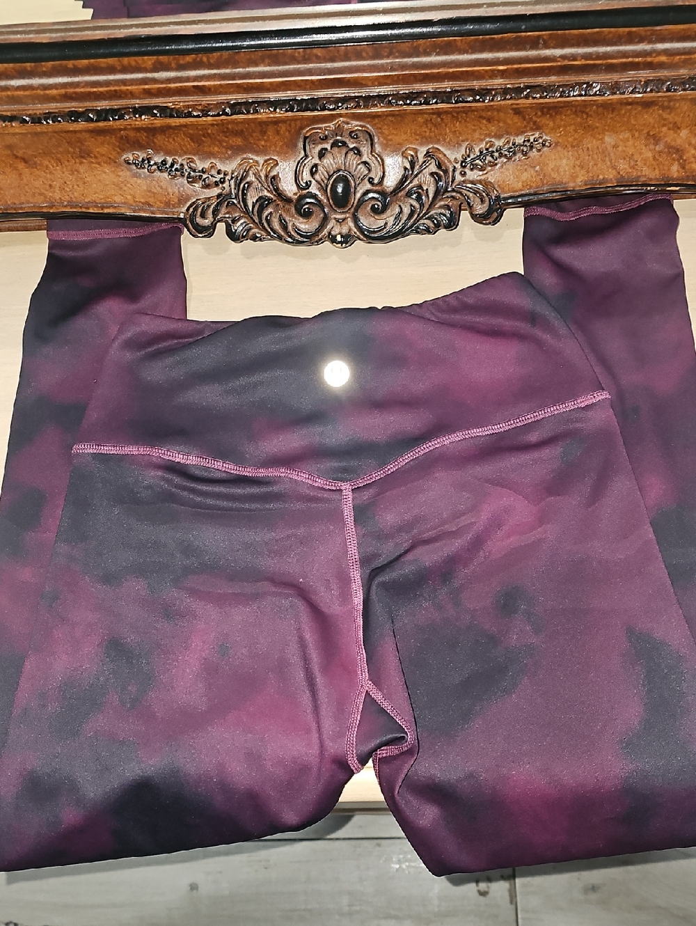 Lululemon Align leggings in a Diamond Dye maroon and black pattern